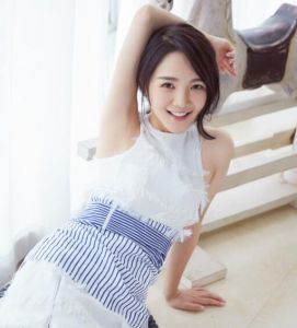 靳夢(mèng)佳