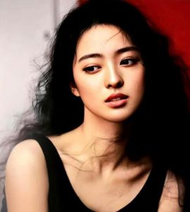 中戲藝考女生鄭佳慧