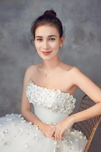 盧靖姍